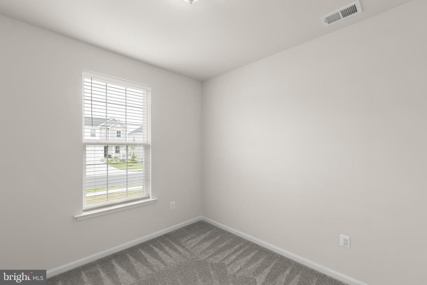 139 Poe Drive photo 15