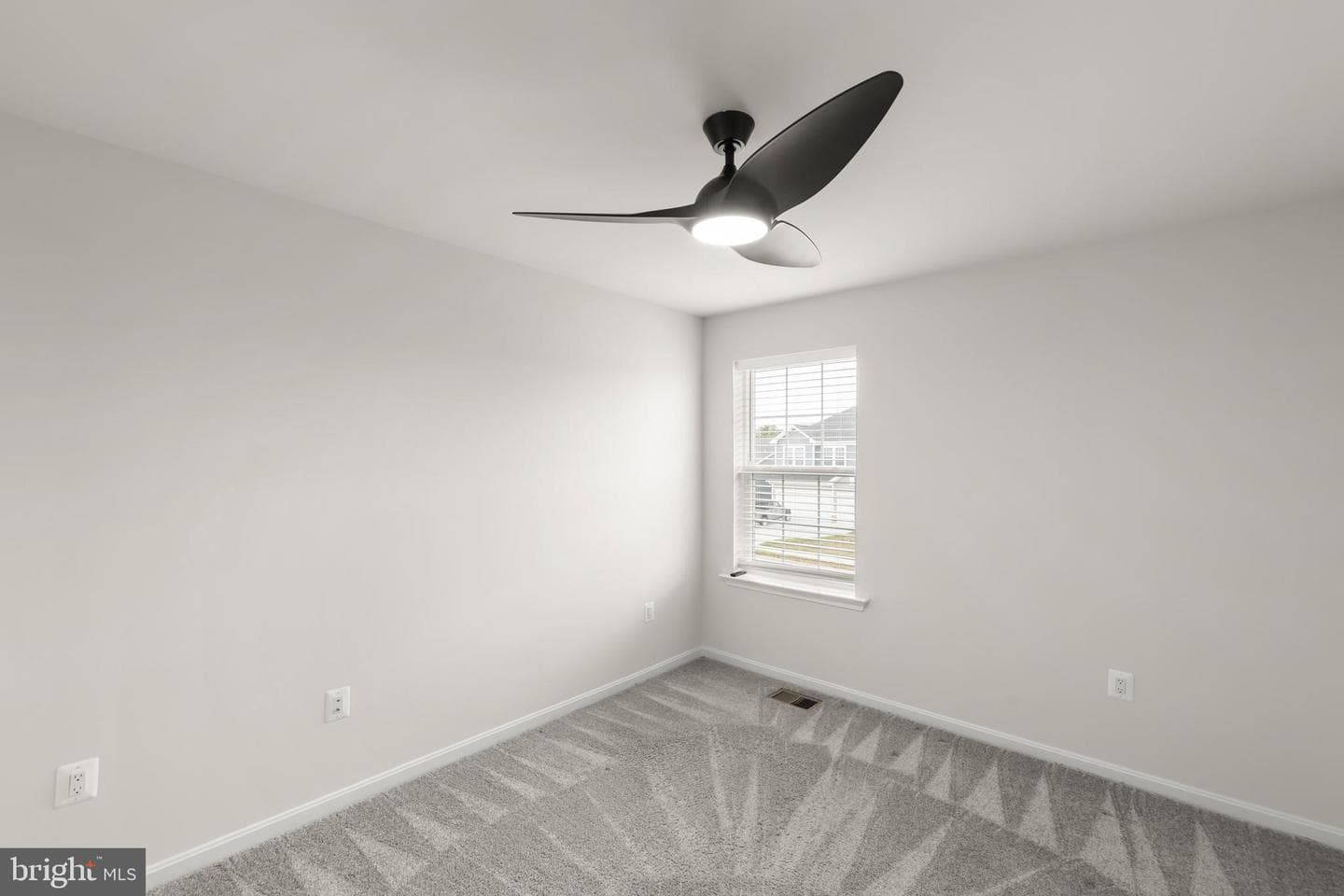 139 Poe Drive photo 28