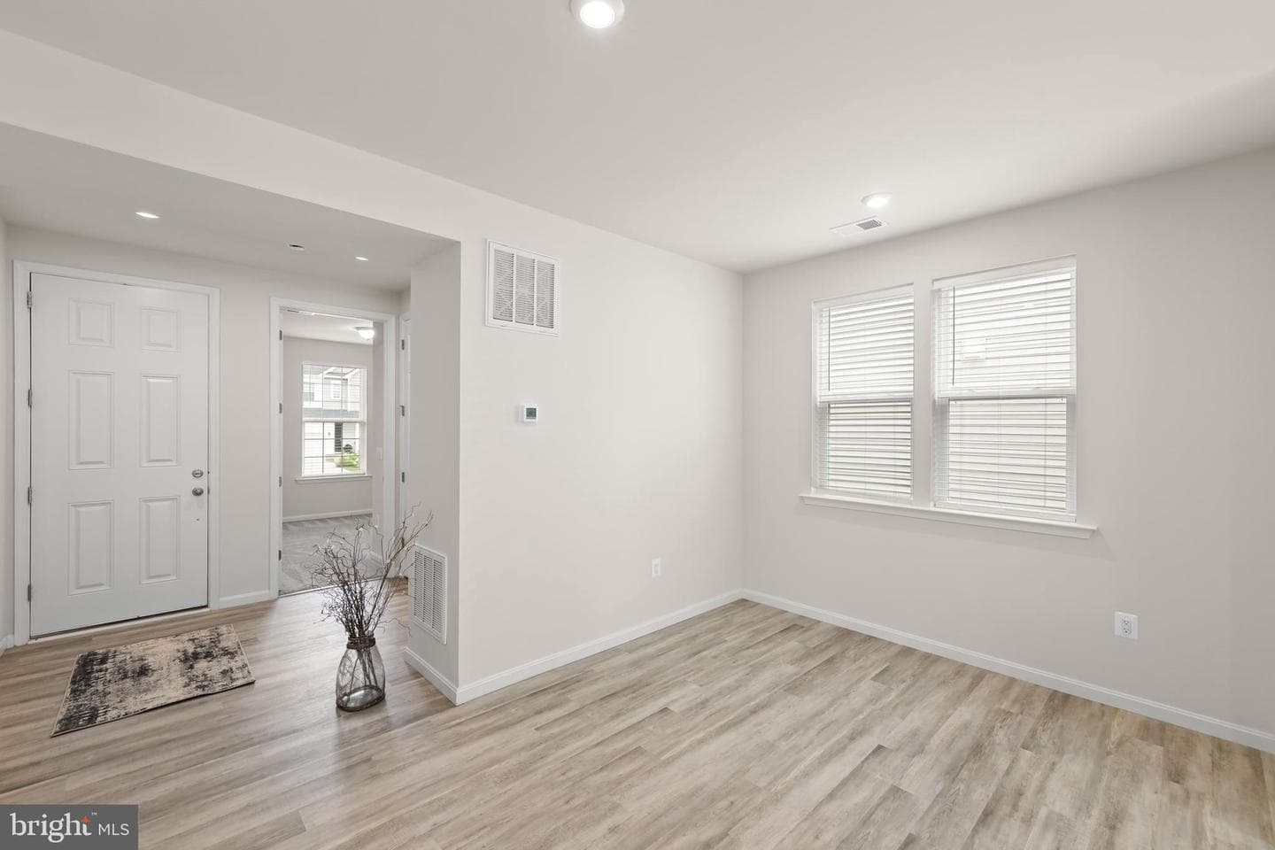 139 Poe Drive photo 3