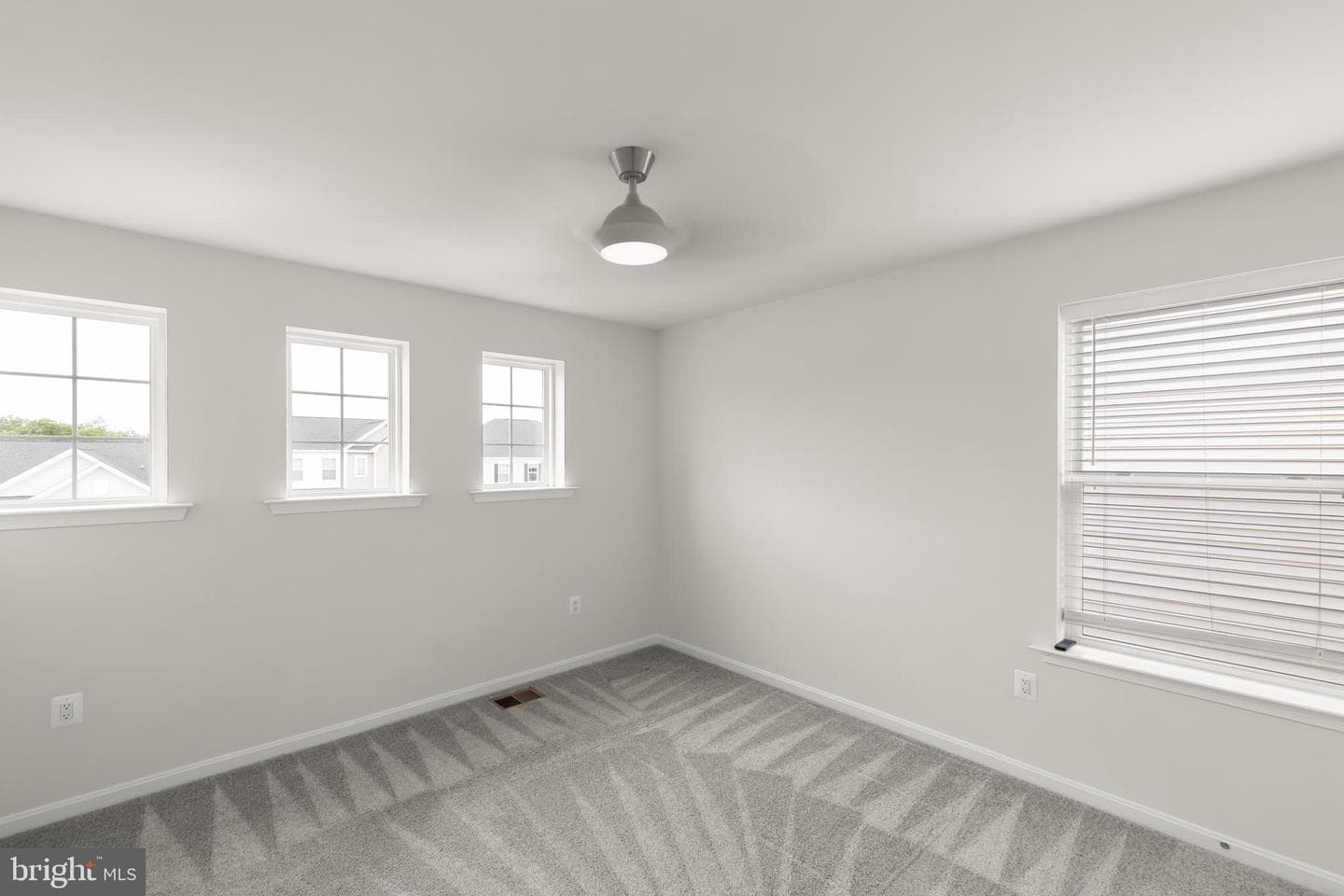 139 Poe Drive photo 30