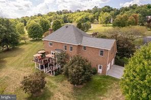 160 Wilton Drive photo 5