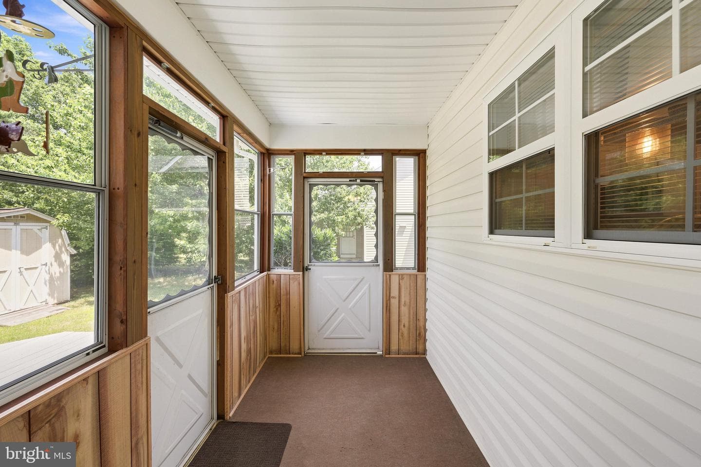 231 Bentley Avenue photo 47