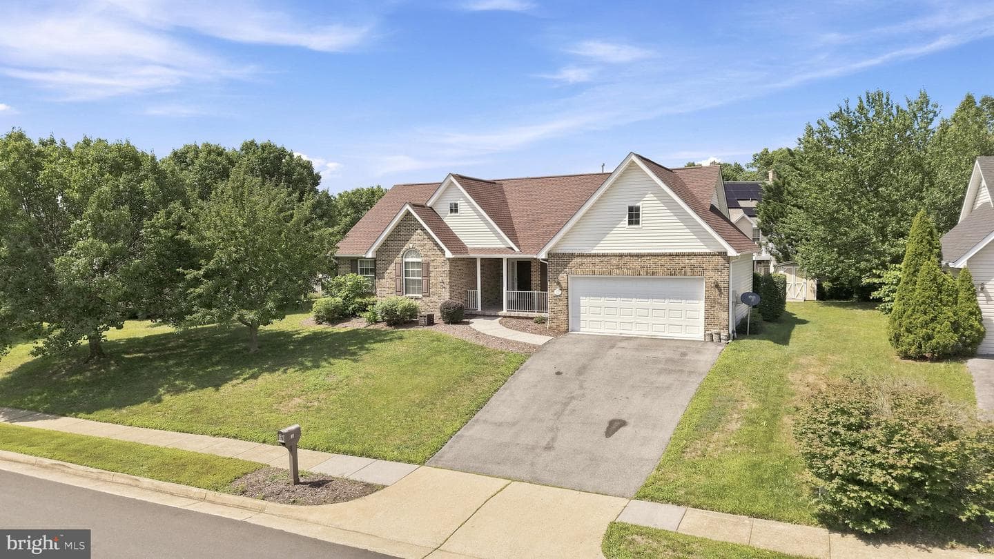 231 Bentley Avenue photo 57