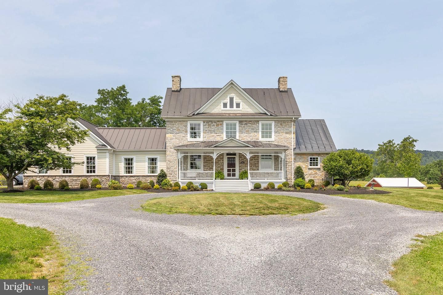 582 Miller Road photo 1