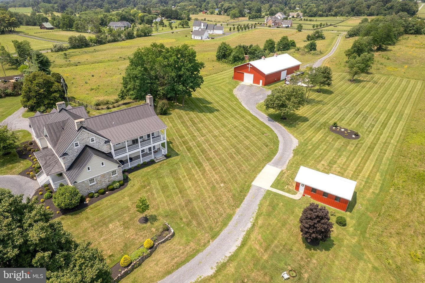 582 Miller Road photo 2