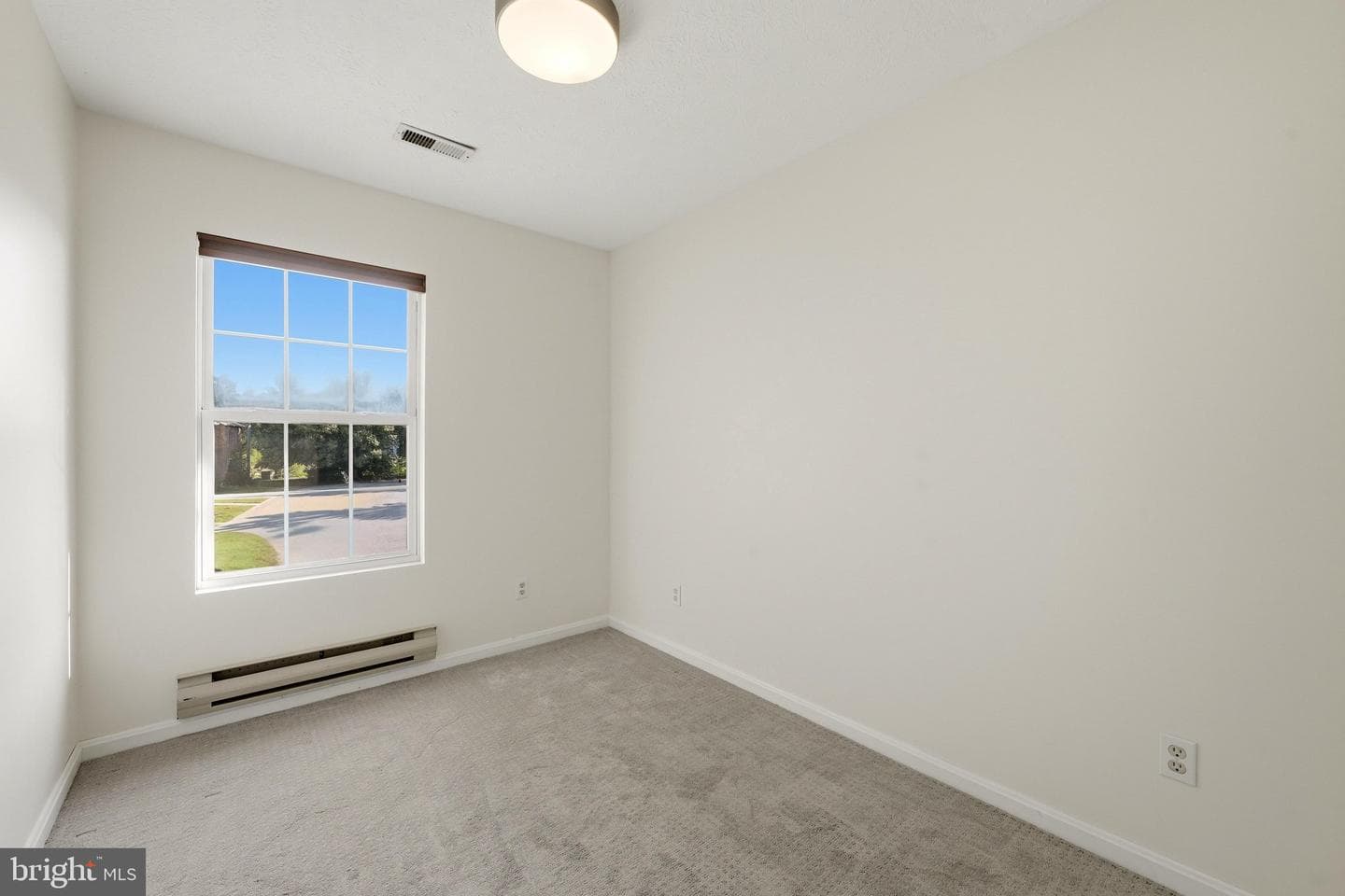 200 Freeton Court photo 23