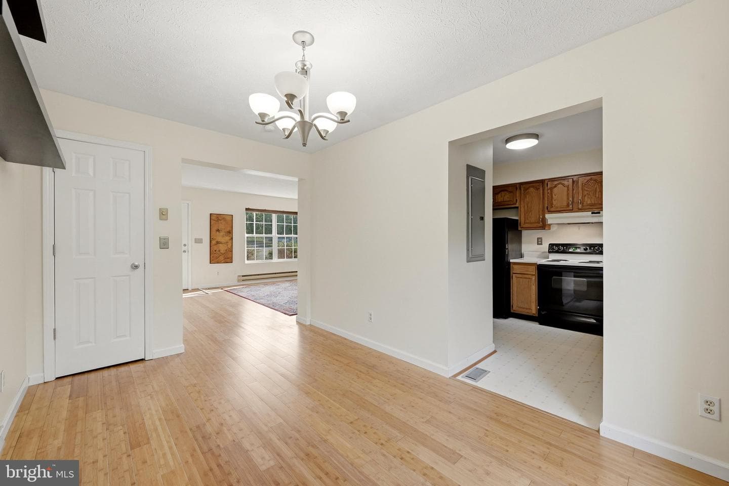 200 Freeton Court photo 9