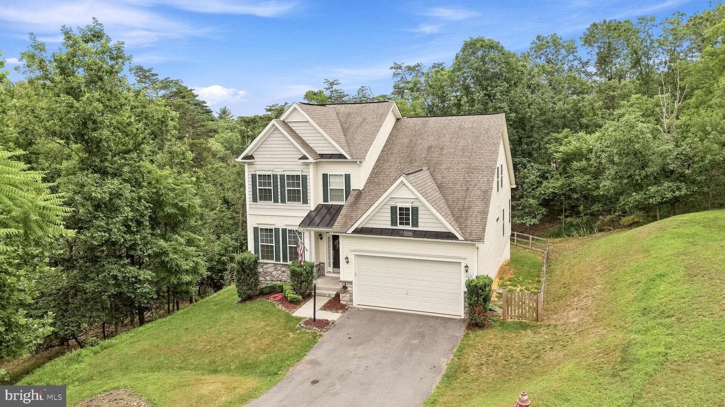 210 Woods Drive photo 105