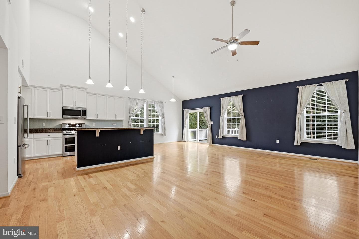 210 Woods Drive photo 12