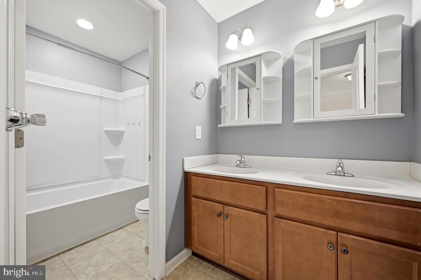 210 Woods Drive photo 39