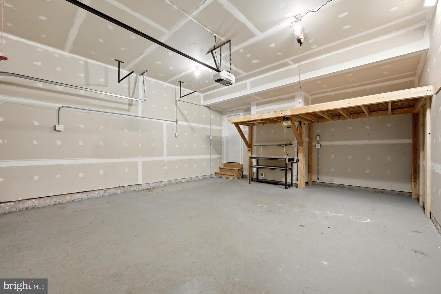 210 Woods Drive photo 67