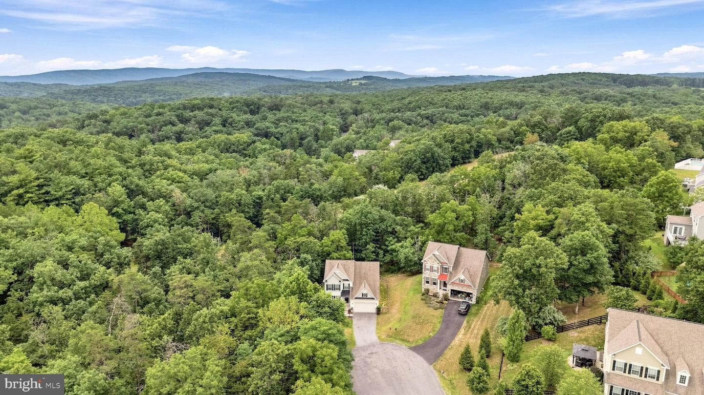 210 Woods Drive photo 70
