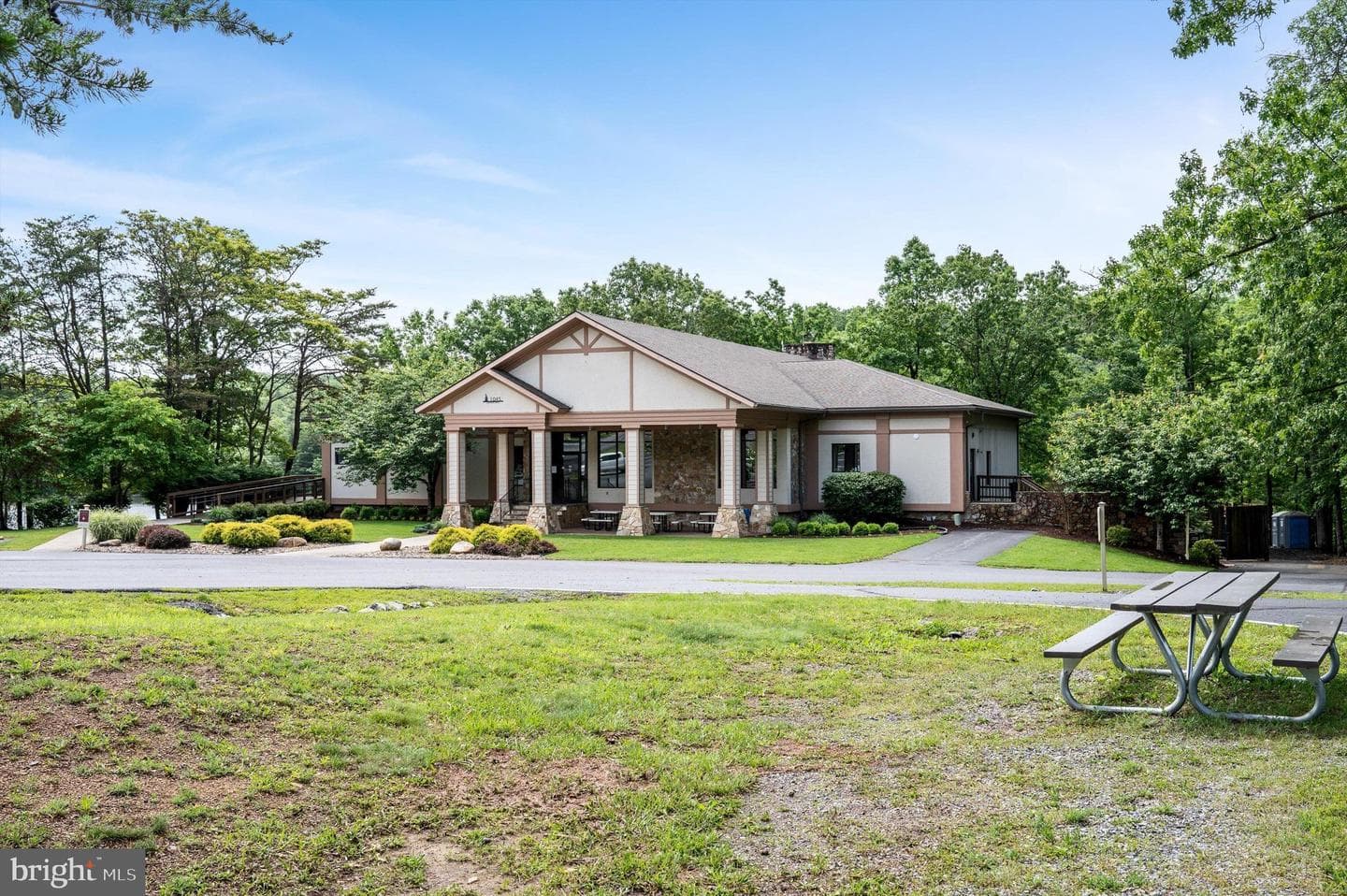 210 Woods Drive photo 86