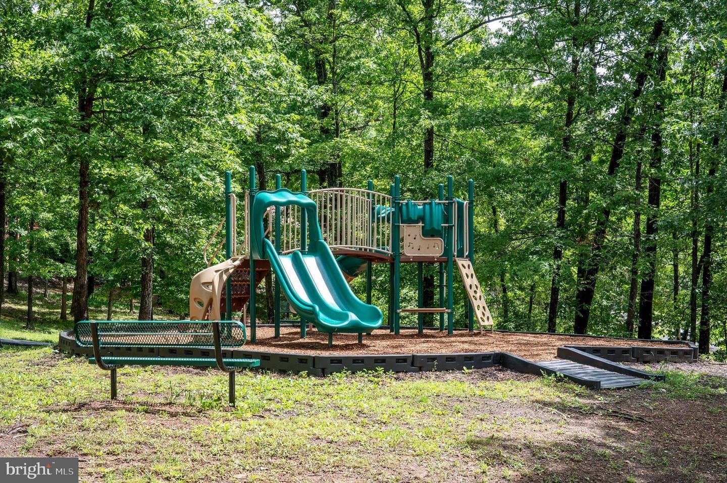 210 Woods Drive photo 88