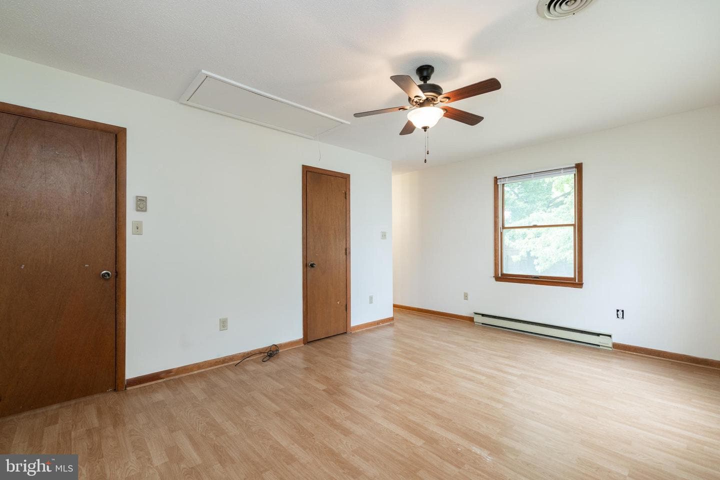 305 Hackberry Drive photo 10