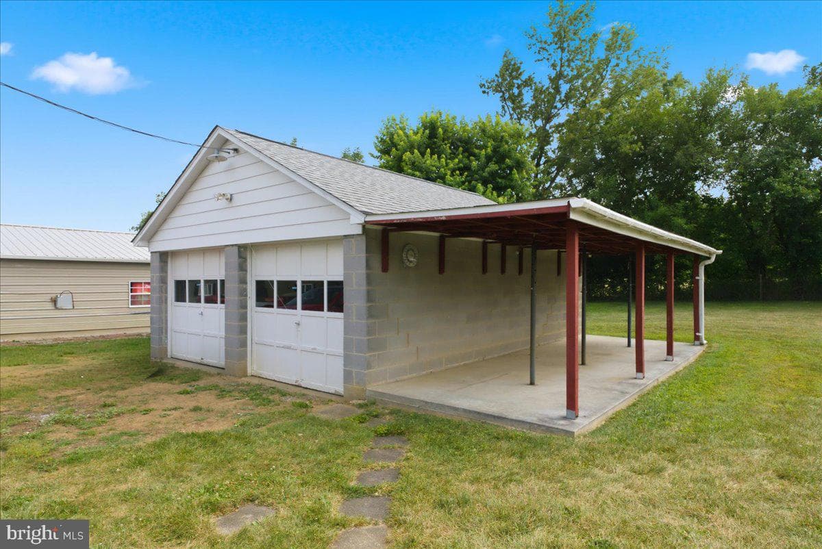 147 Family Drive photo 29