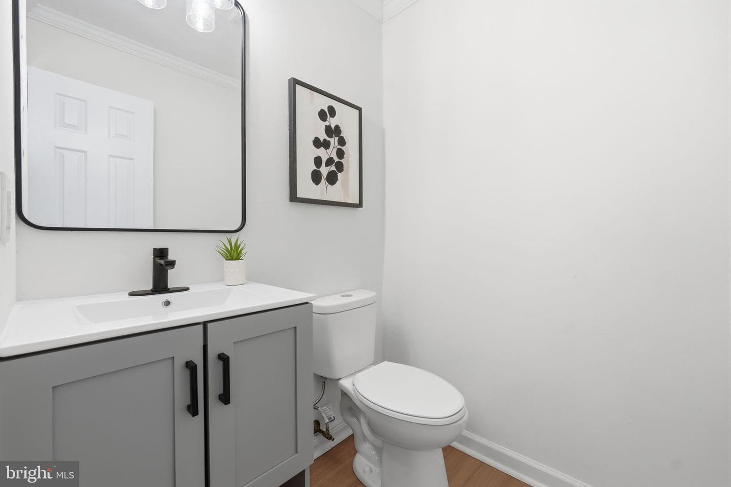 605 Carroll Drive photo 10