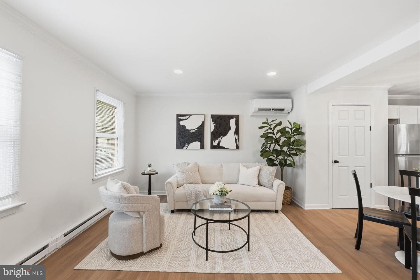 605 Carroll Drive photo 4