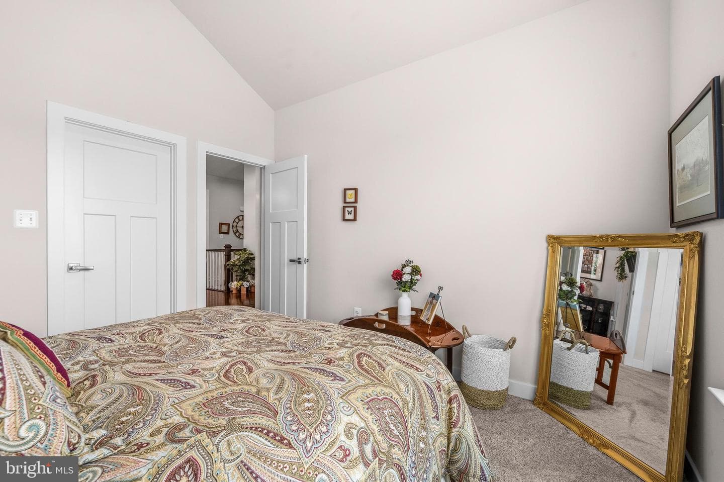 106 Fringetree Court photo 25