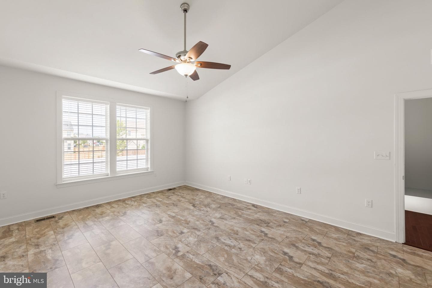209 Bridgewater Drive photo 19