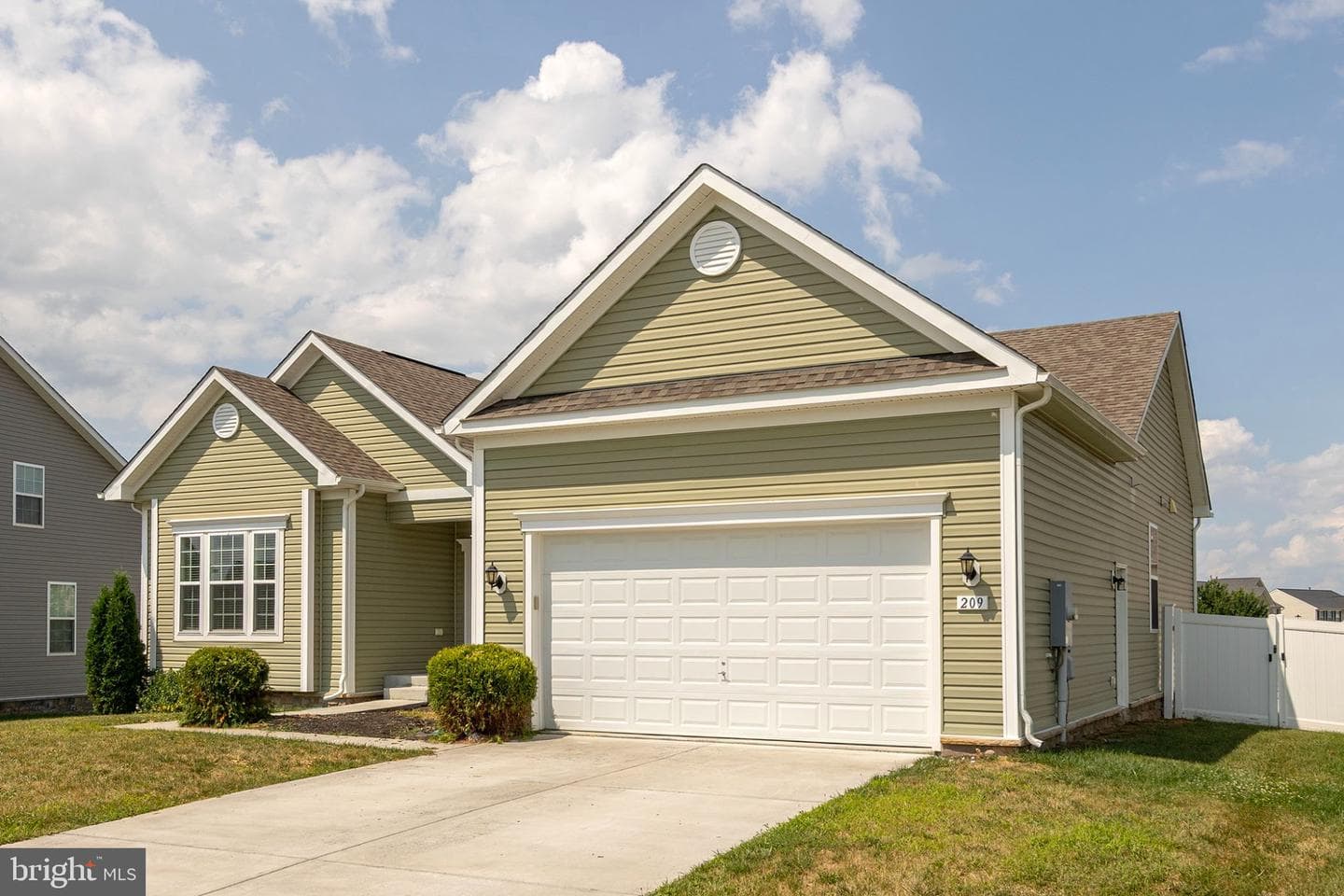 209 Bridgewater Drive, Stephens City