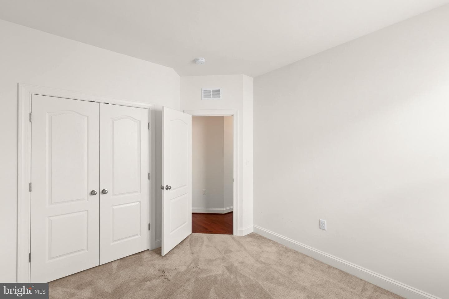 209 Bridgewater Drive photo 26