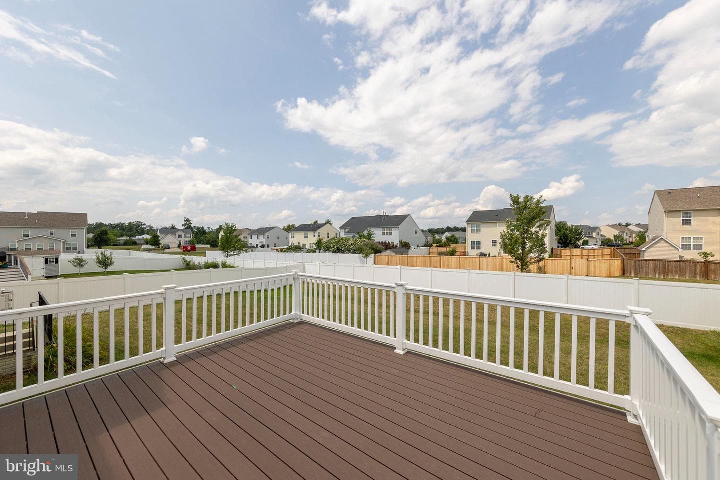 209 Bridgewater Drive photo 35