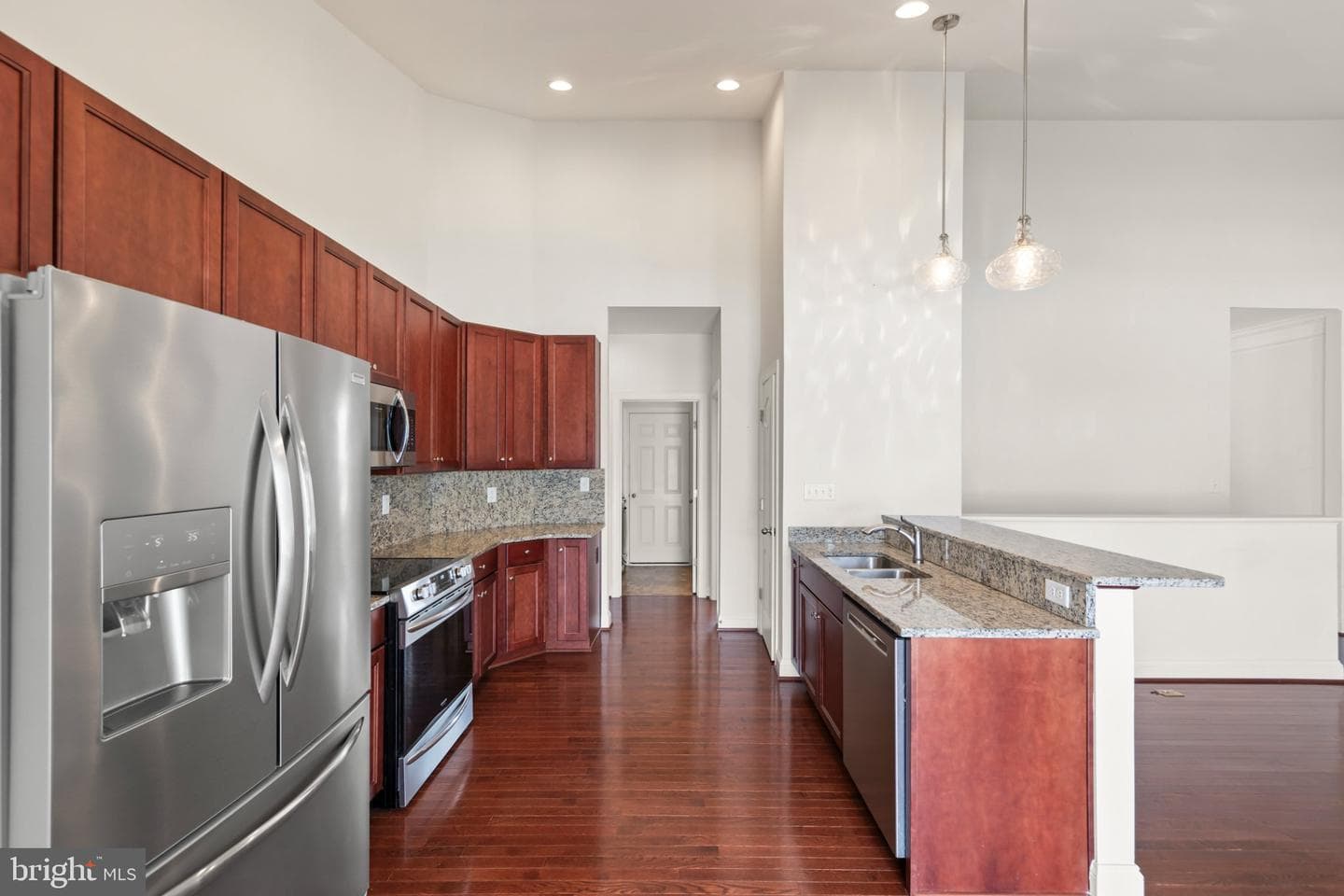 209 Bridgewater Drive photo 4