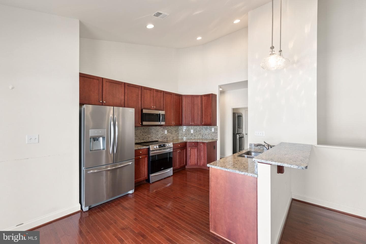 209 Bridgewater Drive photo 5