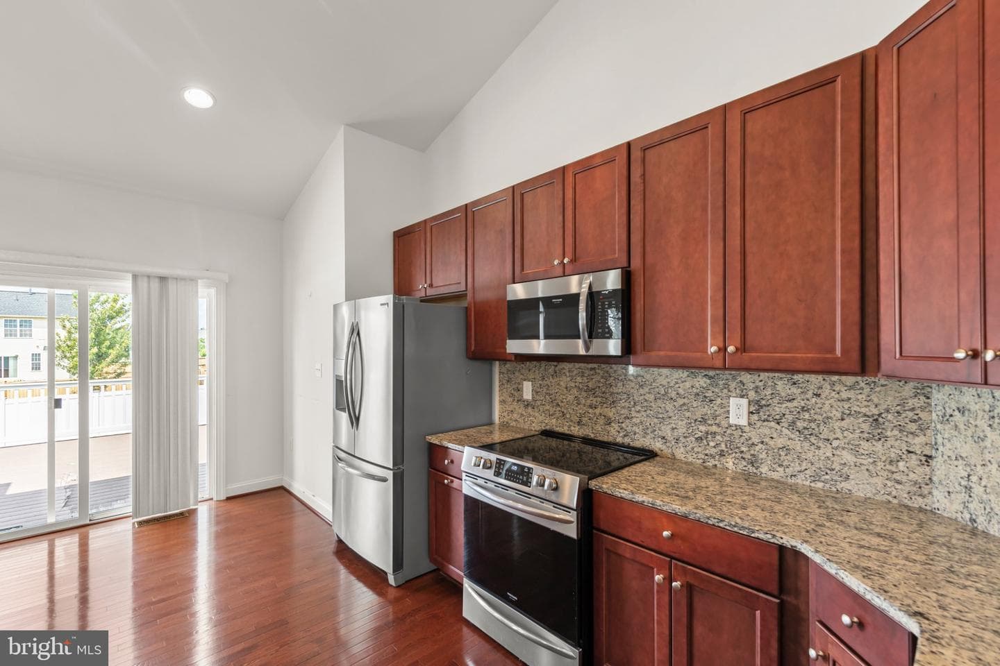 209 Bridgewater Drive photo 8