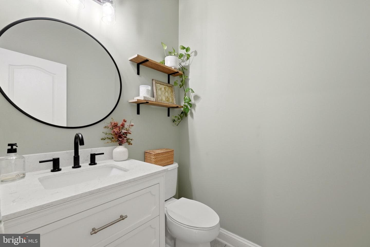 215 Upperville photo 20
