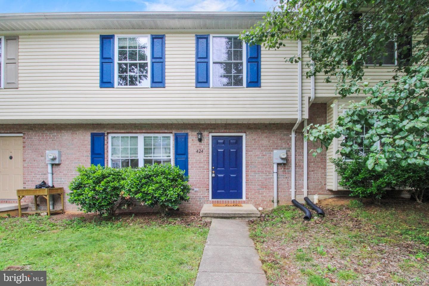 424 Ridgefield Avenue photo 1