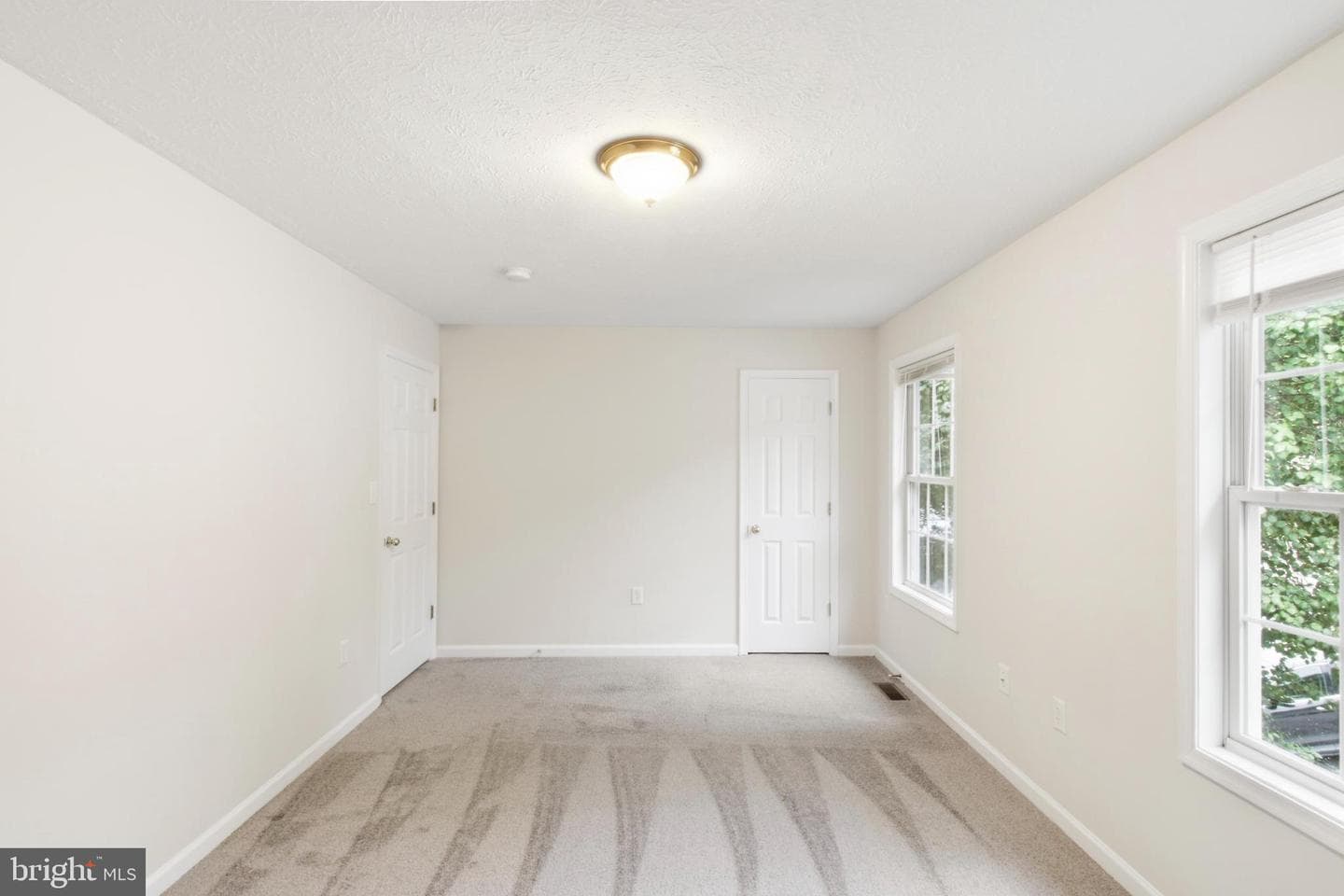 424 Ridgefield Avenue photo 9