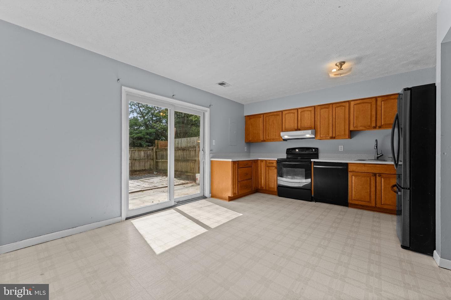 5260 Mulberry Court photo 11
