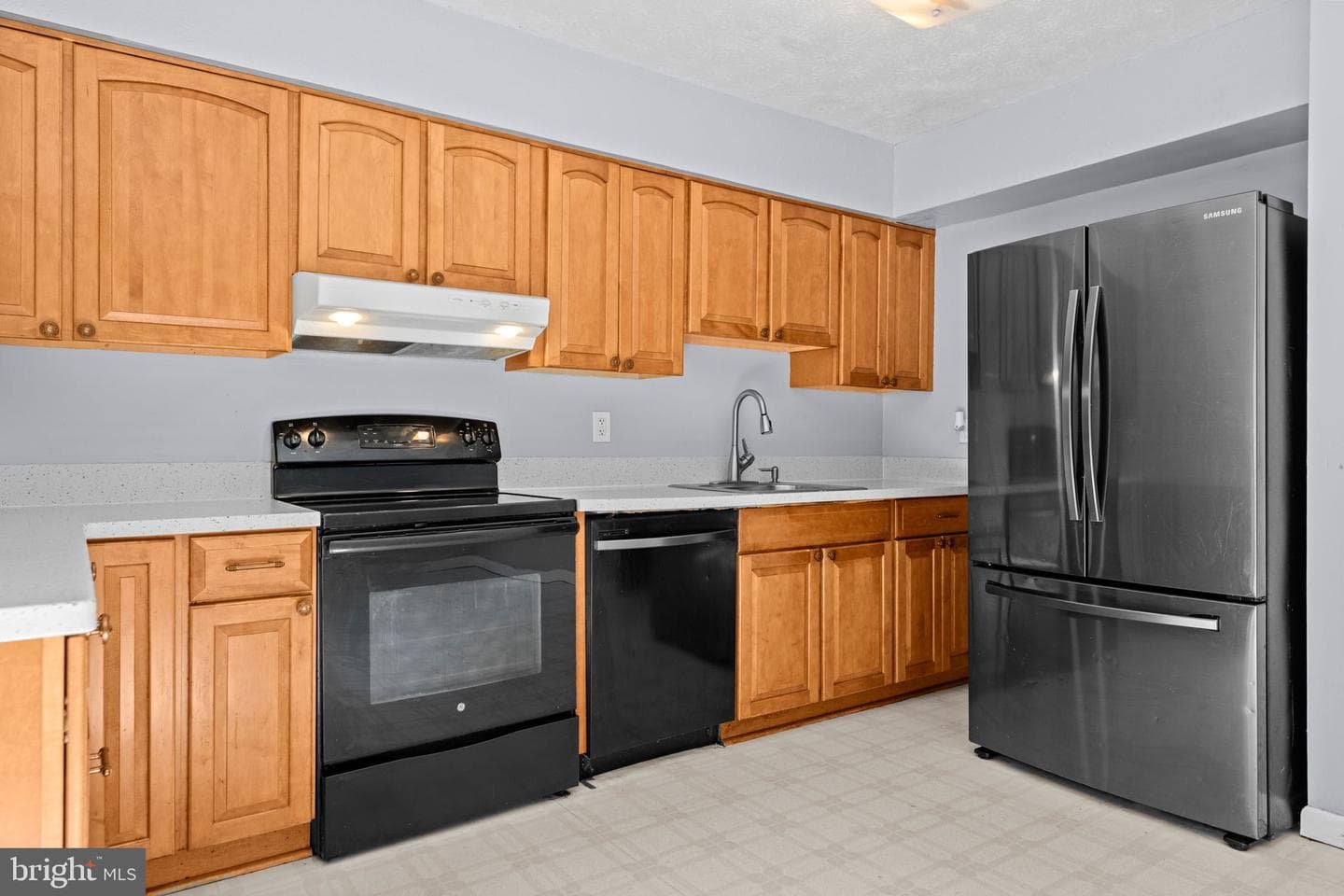 5260 Mulberry Court photo 9
