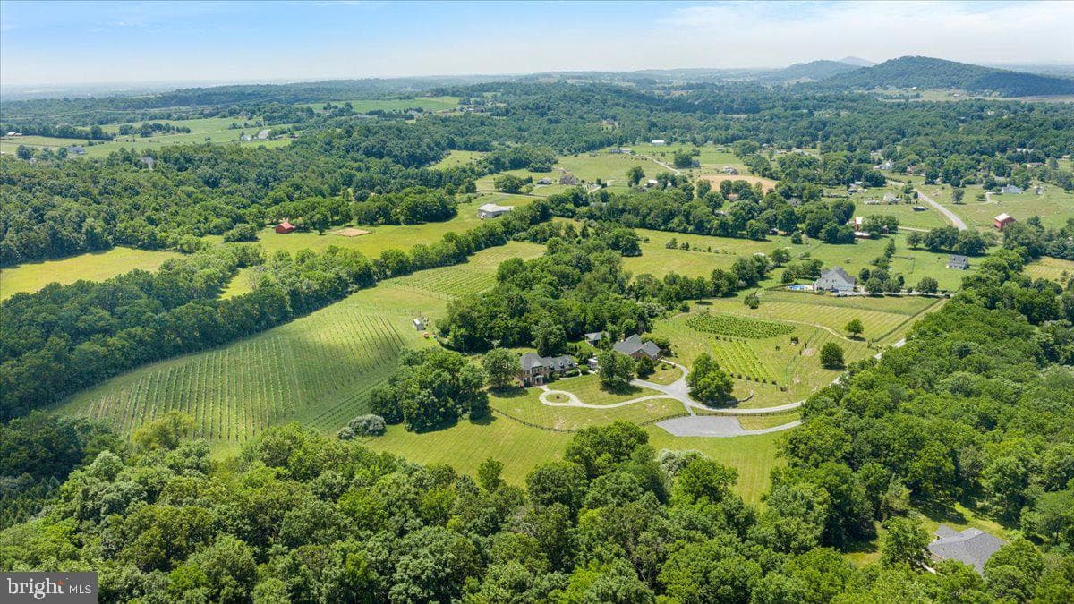 450 Green Spring Road photo 1