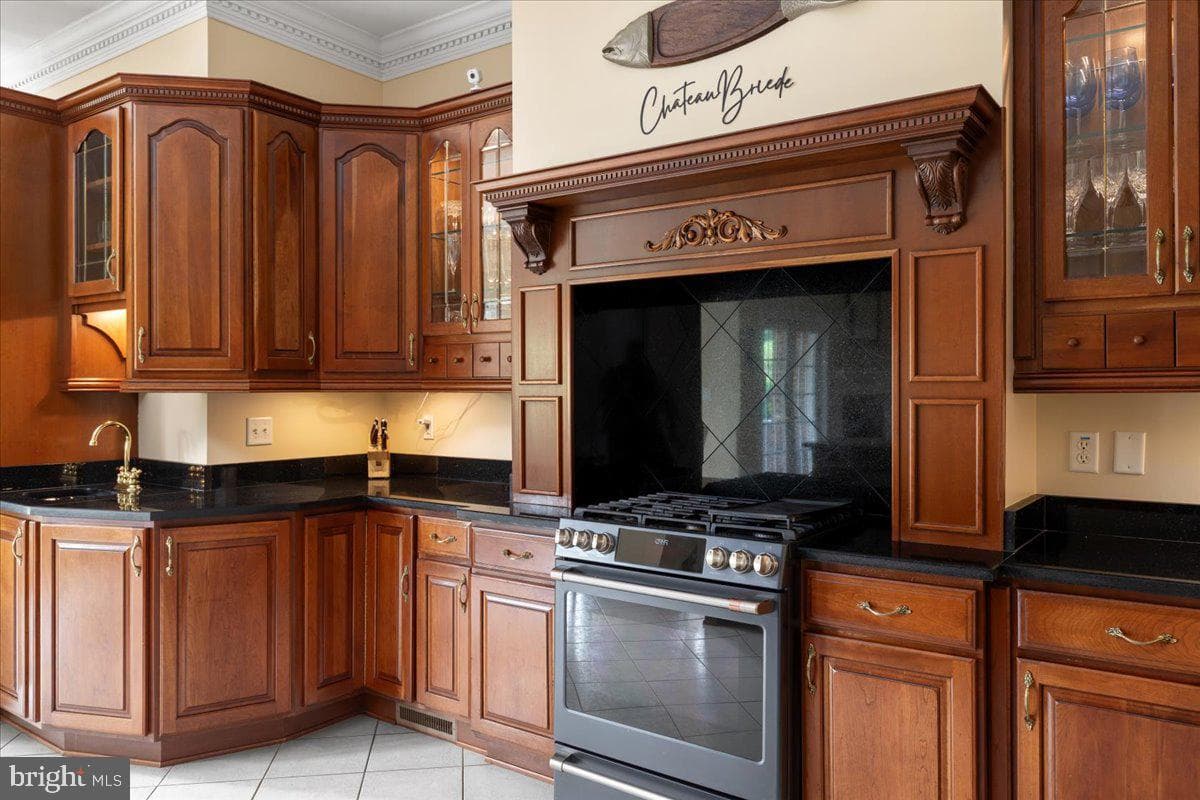 450 Green Spring Road photo 16