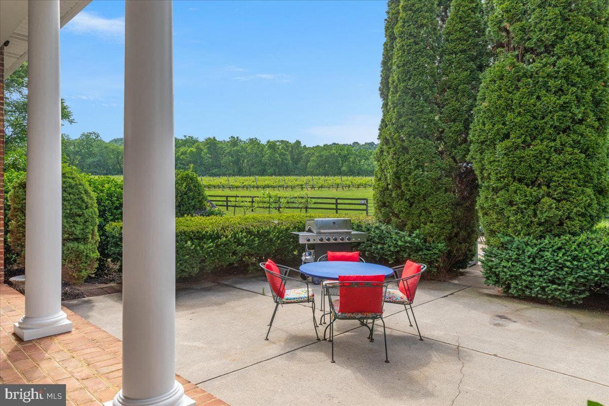 450 Green Spring Road photo 26