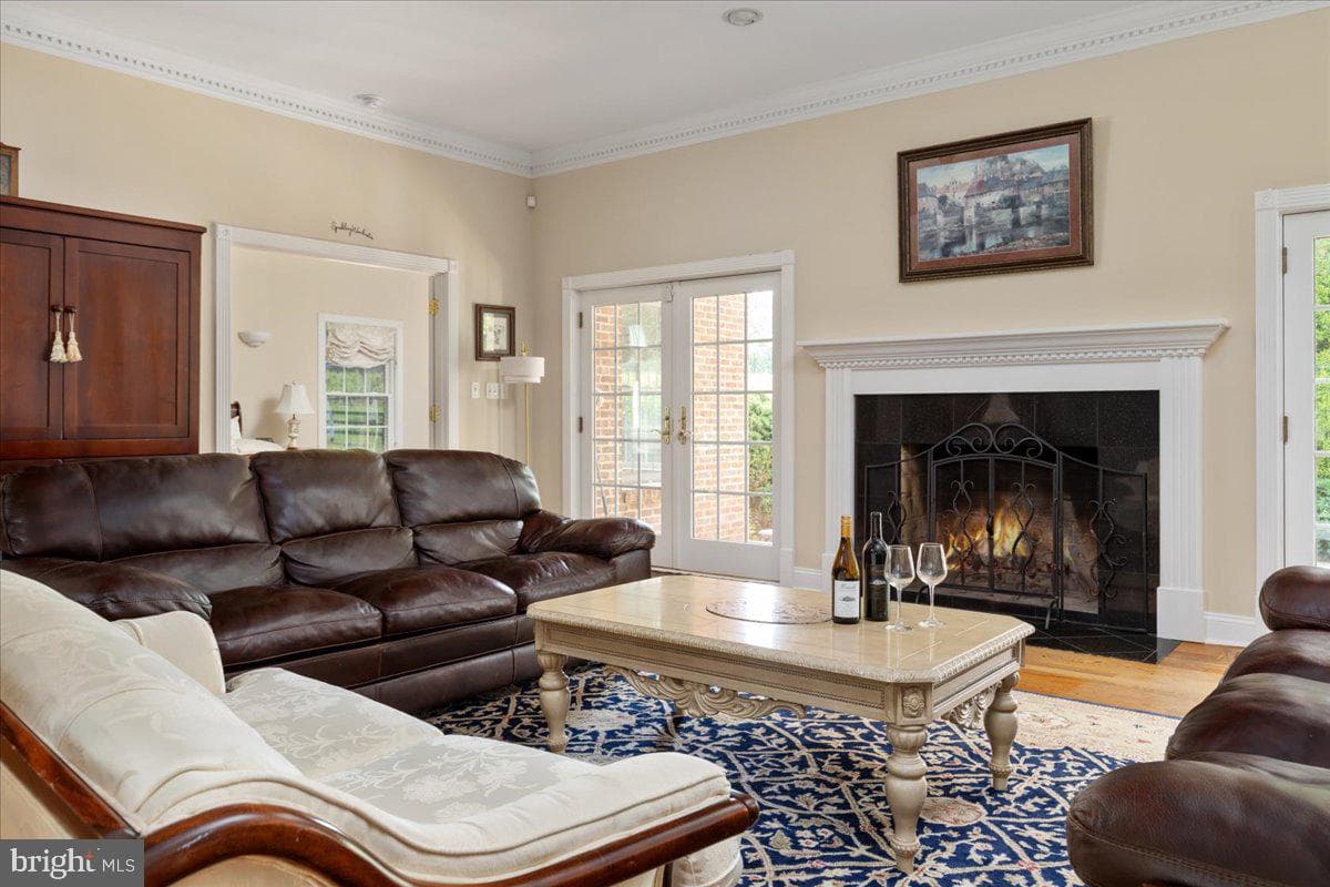 450 Green Spring Road photo 8