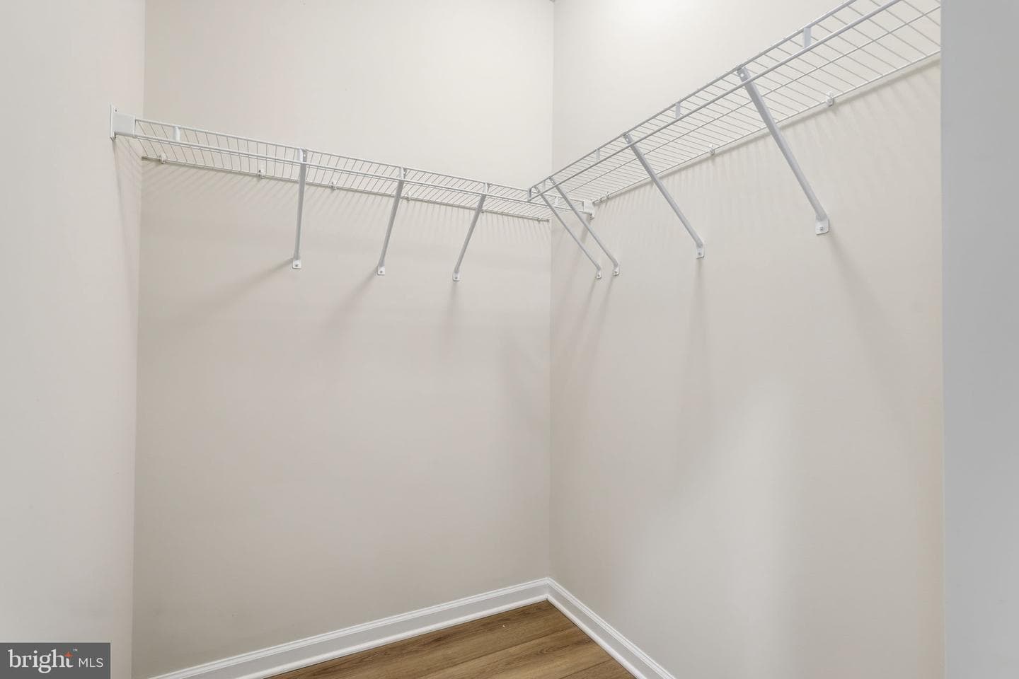 107 Lawford Way photo 21