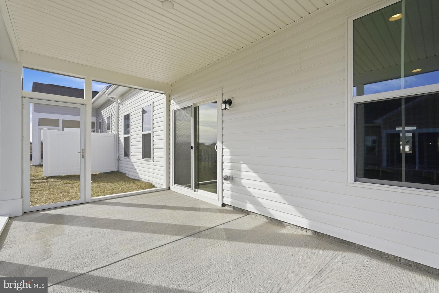 107 Lawford Way photo 26
