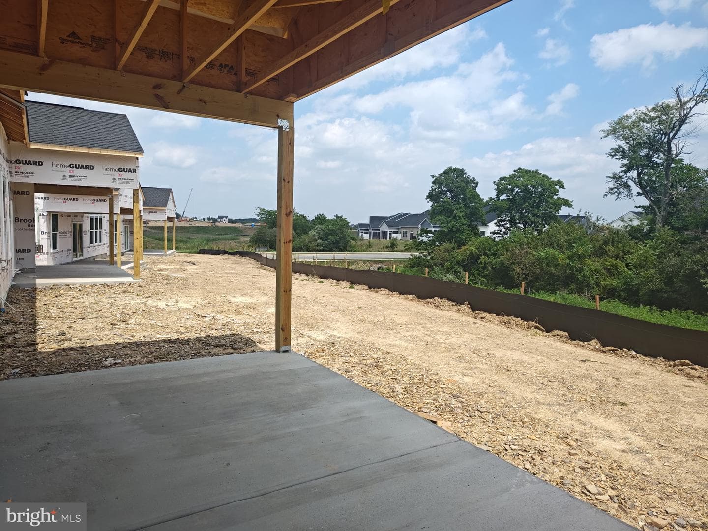 107 Lawford Way photo 4