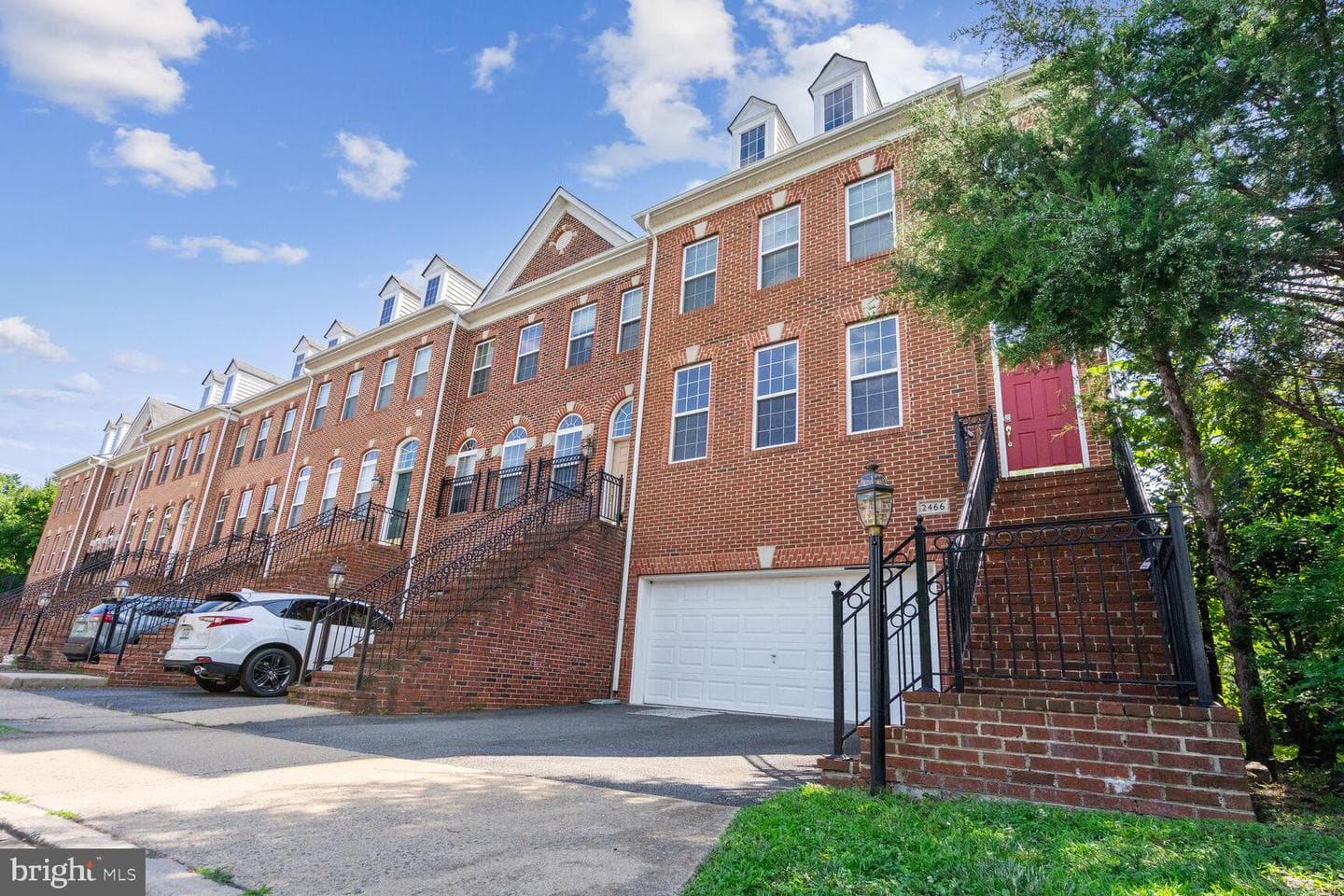2466 Silk Court