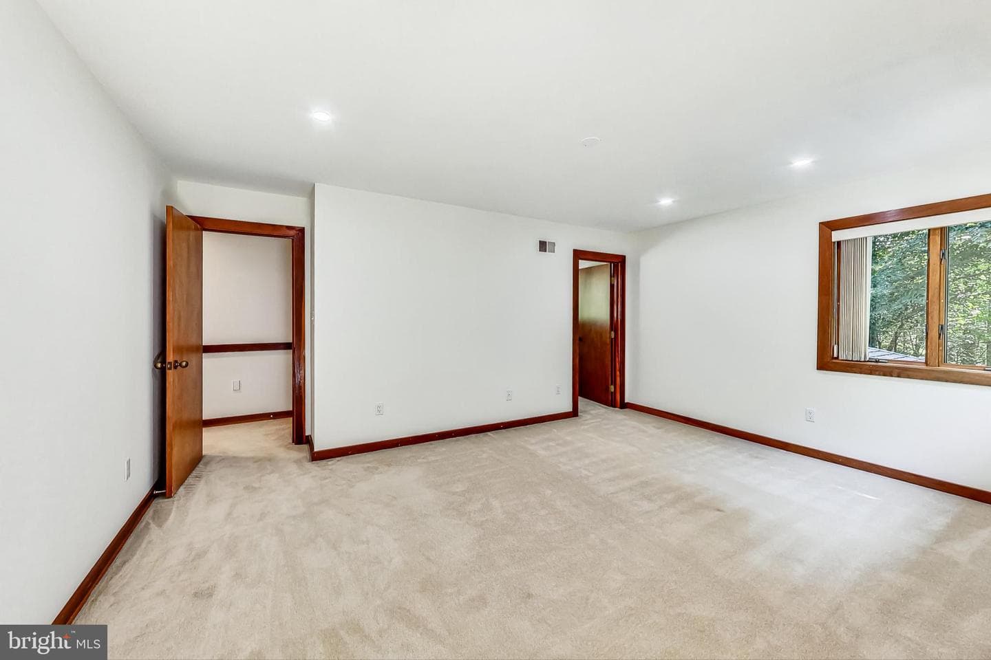 9561 Bell Drive photo 51