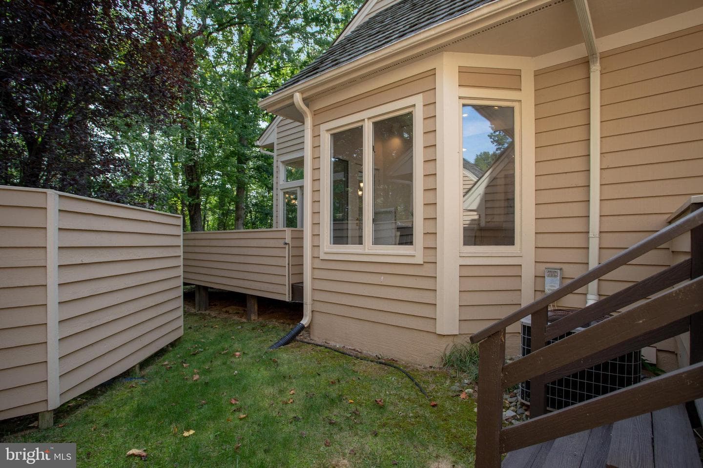 1614 Woodstock Lane photo 76