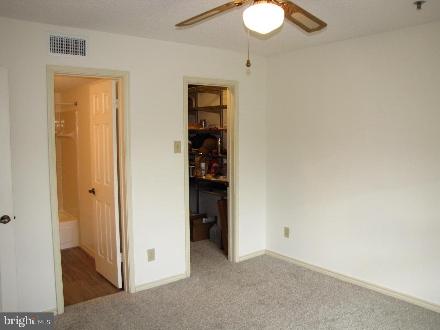 1504 Lincoln Way #401 photo 7