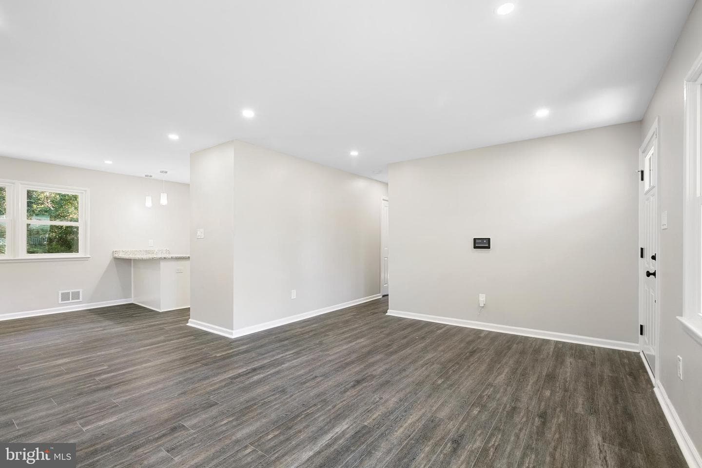 8821 Lagrange Street photo 17