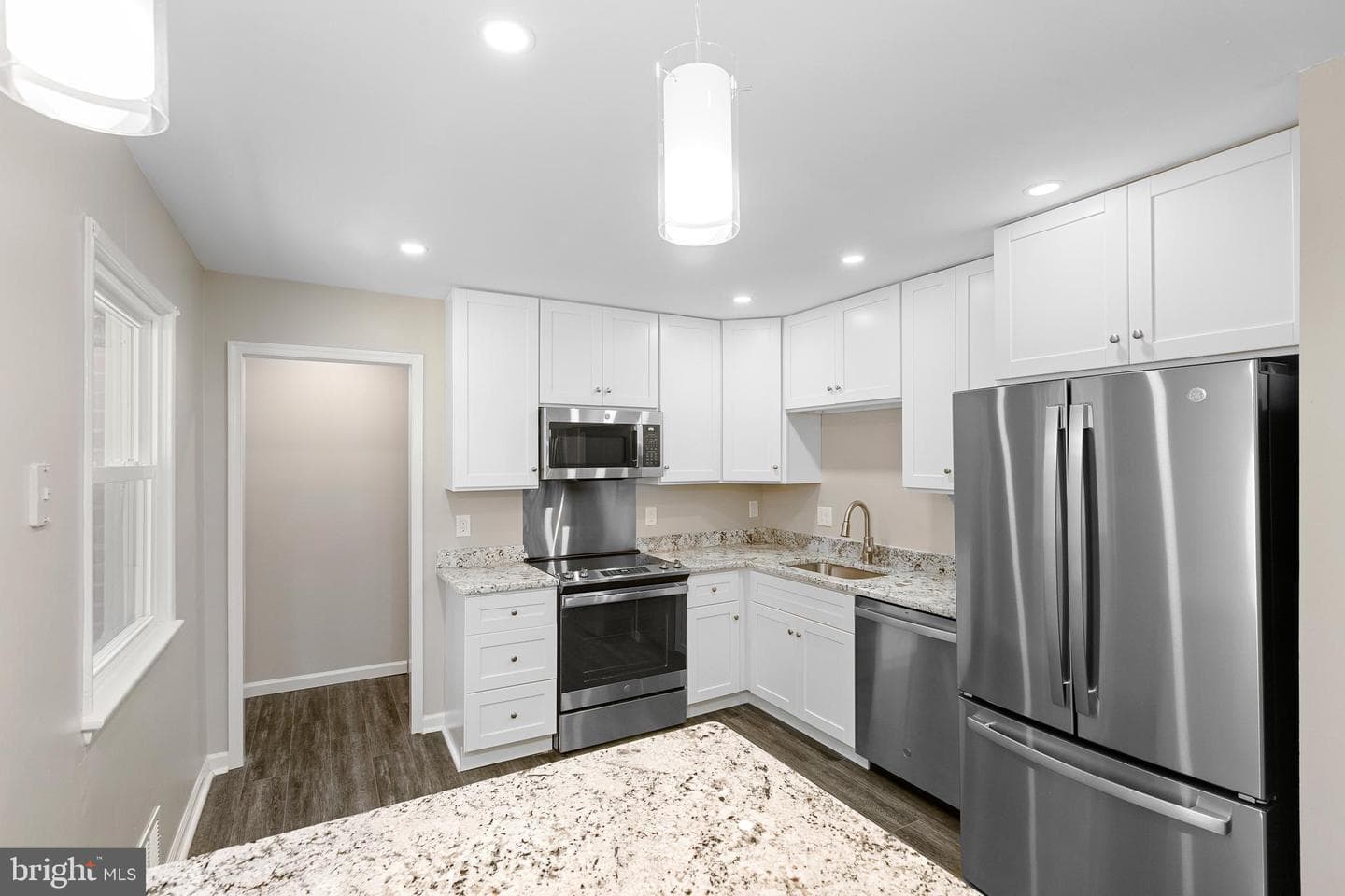 8821 Lagrange Street photo 2