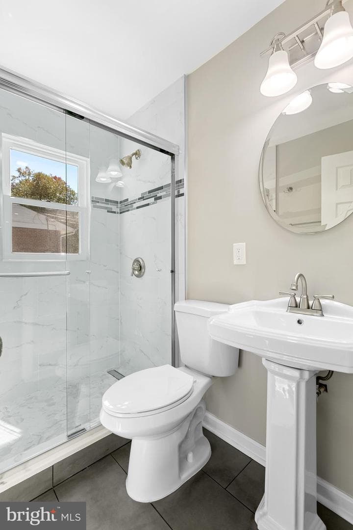 8821 Lagrange Street photo 26