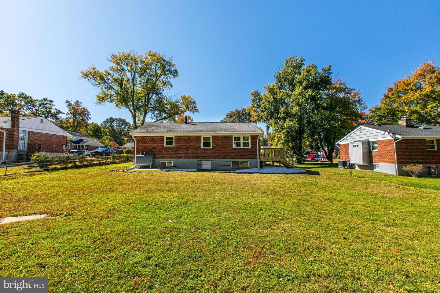 8821 Lagrange Street photo 46